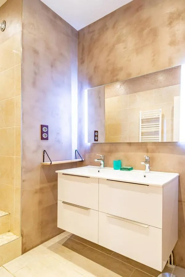 #Cq - T2 - Les Antiquaires Apartment Grenoble